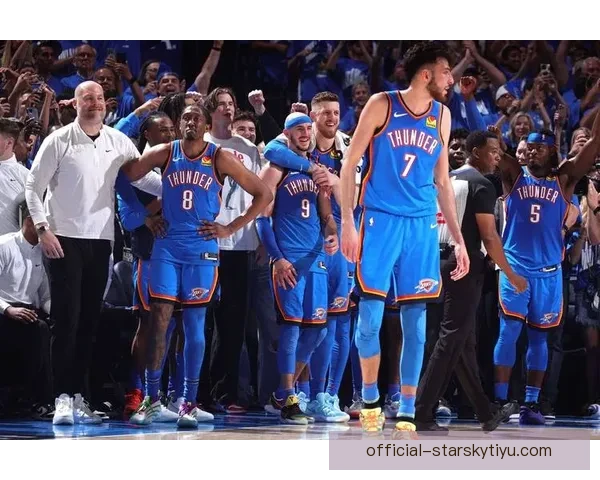 亚历山大30分雷霆稳居榜首