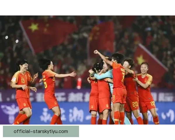 中国女足2-1绝杀首轮逆袭争头名